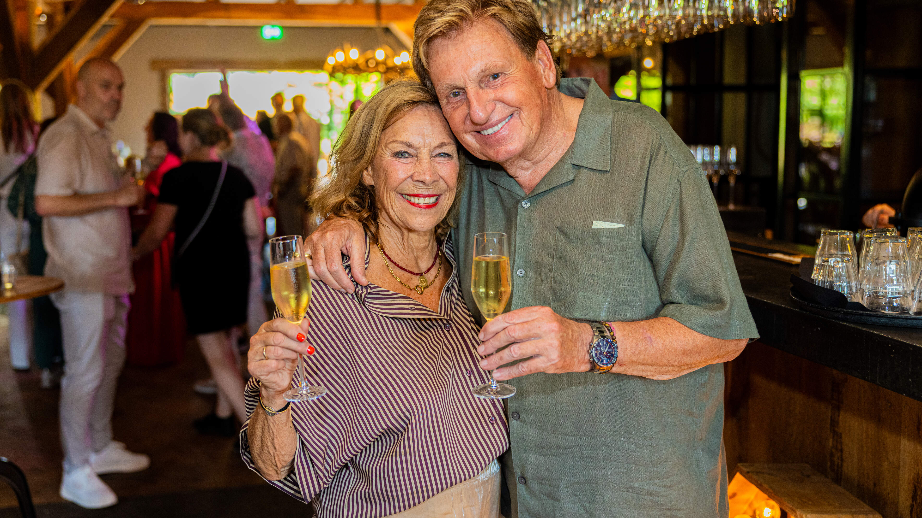 Dubbel feest voor Henny Huisman en Lia (75): ’Ik heb het ongelooflijk getroffen met haar, het is echte liefde’